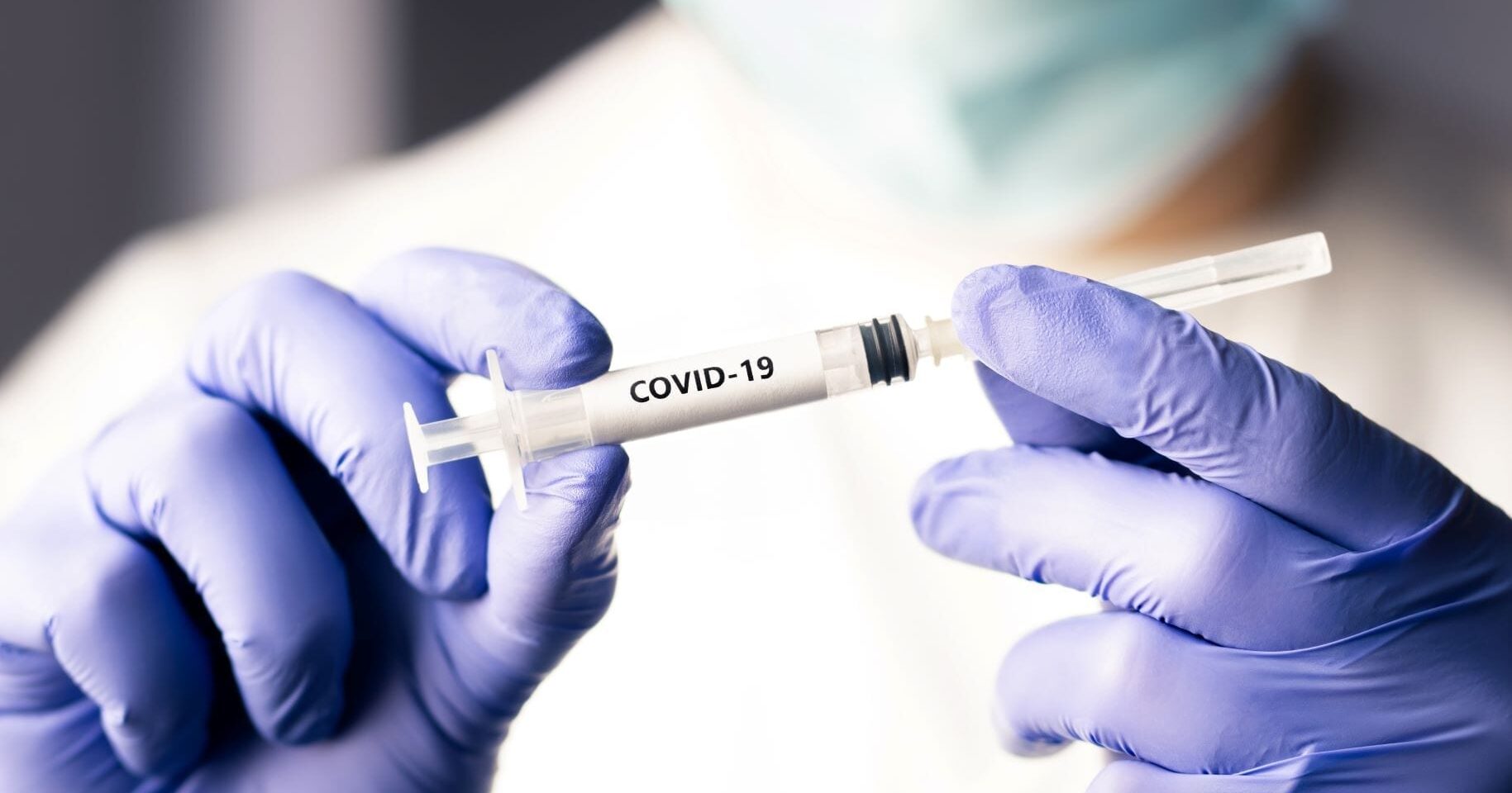 travel nurse covid-19 vaccine